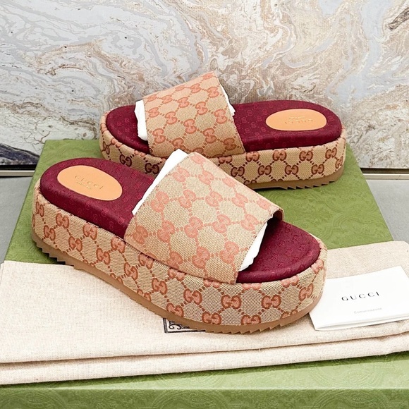 Gucci Canvas GG Monogram Angelina Platform Slide Sandals - Picture 4 of 9